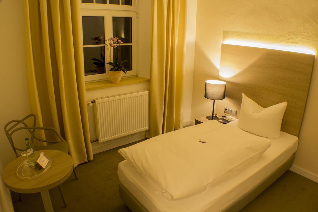 Garni Hotel Schmaus Viechtach Quarto foto